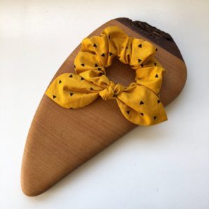 Chouchou à noeud – Triangle jaune